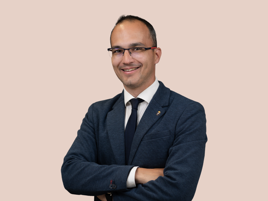 Mestertanár Aranyéremmel díjazták Dr. Kurunczi Gábor oktatónkat