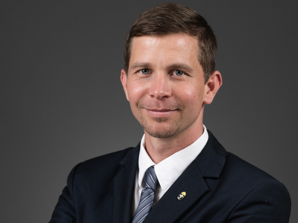 Megjelent Pünkösty András könyve