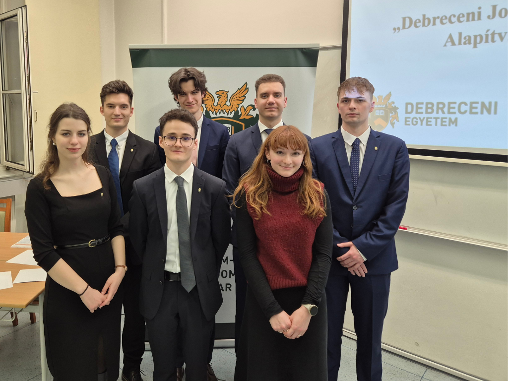 Pázmányosok a dobogó első két fokán