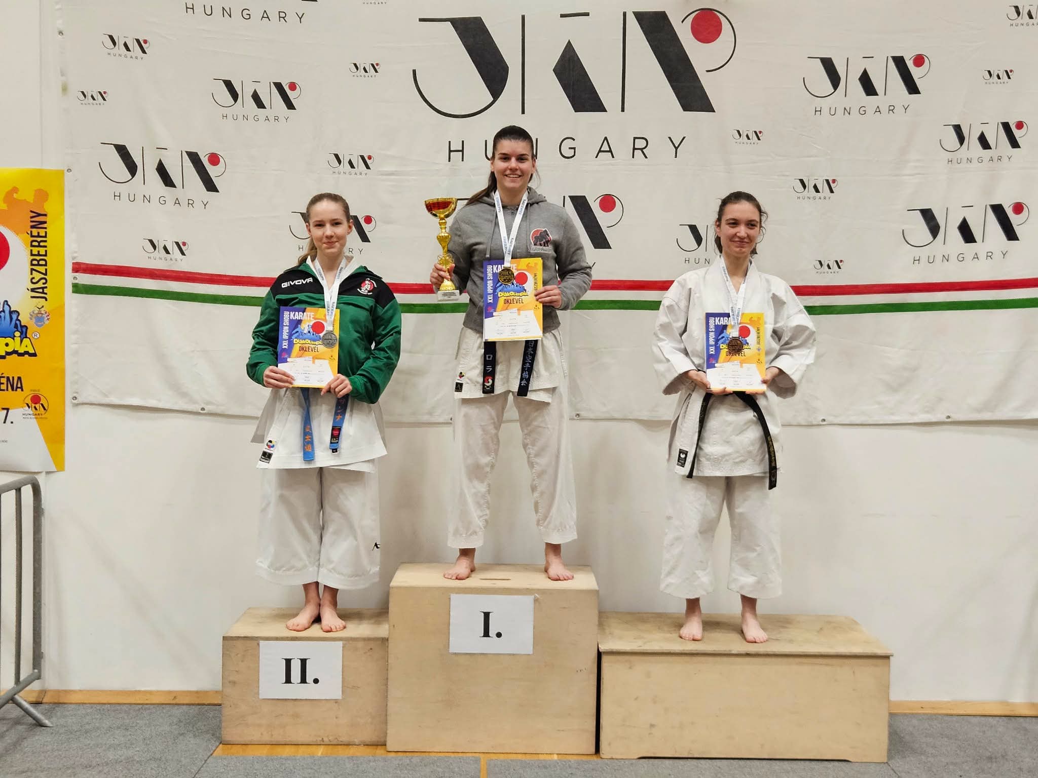 Leveles-Barta Zsuzsanna